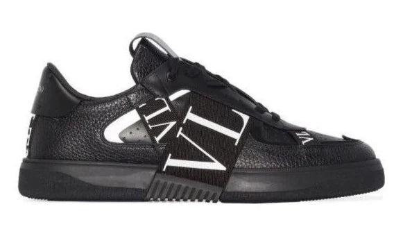 Valention Garavani 'Balck Reflective'